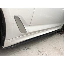 Load image into Gallery viewer, G30 M-SPORT CF P STYLE SIDE SKIRT EXTENSIONS